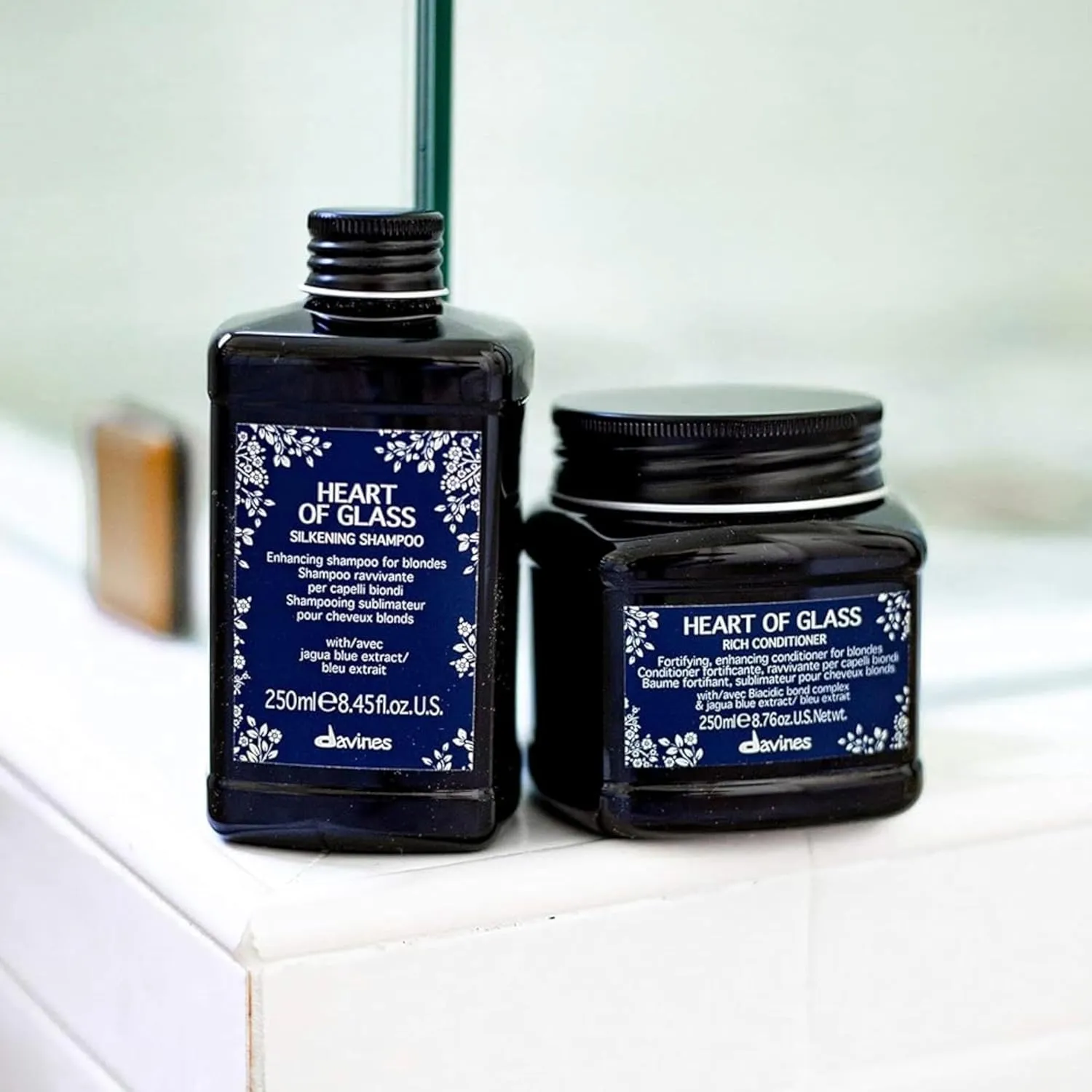 Davines Heart of Glass Silkening Shampoo for Blonde Care, Nourishing Protection for Natural Or Cosmetically Treated Hair