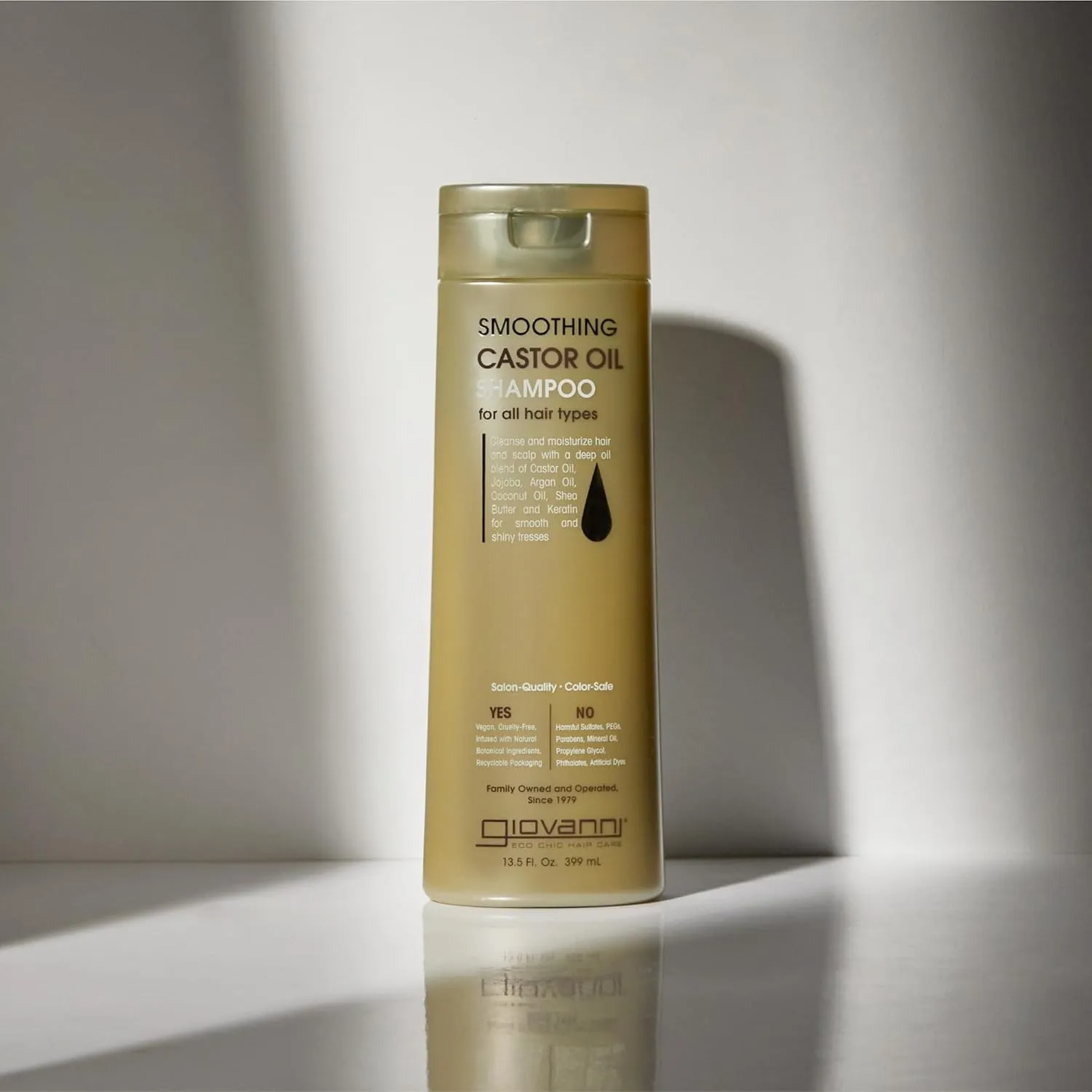 GIOVANNI Smoothing Castor Oil Shampoo â€“ All Hair Types, Moisturize Hair & Scalp, Hydrate & Tame Frizz, Jojoba, Argan Oil, Coconut Oil, Shea Butter, Keratin - 13.5 oz