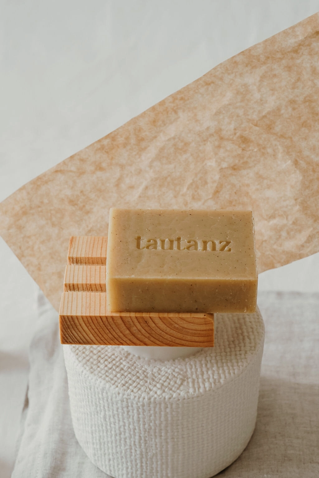 Nourishing Wineleaf Shampoo