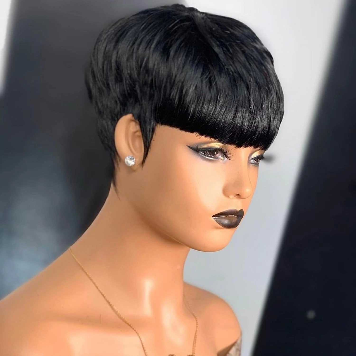 QiaQiaRing Pixie Cut Wig Human Hair For Black Women Chic Elegent Short Layered Pixie Cut Human Hair Wigs With Bangs Full Machine Made Brazilian Virgin Human Hair Nature Black Color