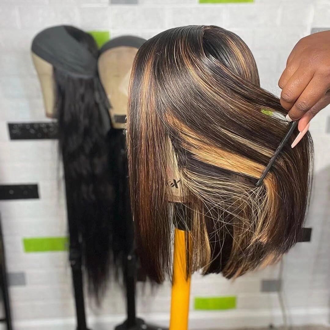 Real HD 2X6 Lace Closure Human Hair Wigs P4/27 Ombre Highlight Short Bob Lace Closure Wig with Bleached Knots 0.10mm Ultra-thin Invisible Swiss HD Lace Closure Honey Blonde Wigs 150% Density