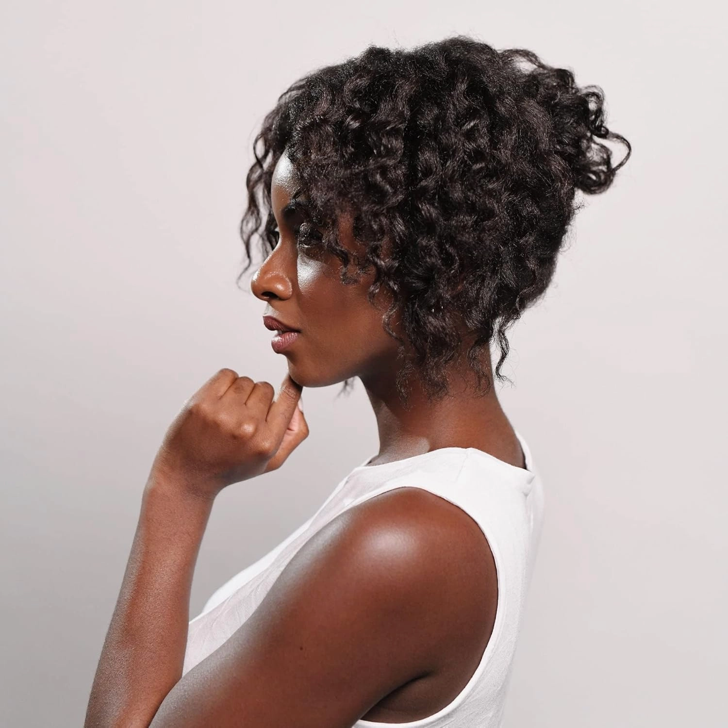 Saphira Divine Curls Shampoo for Curly, Wavy and Multi-Textured Hair, Sulfate-Free, Paraben-Free, Deeply Cleanses, Restores and Hydrates Curls