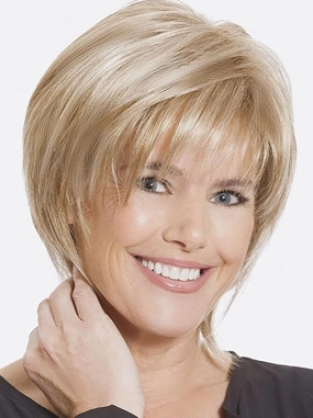 SEVENCOLORS Short Blonde Wigs for Women Pixie Cut Blonde Wigs with Bangs Straight Layered Short Hair Wigs Natural Looking Synthetic Light Blond Wigs