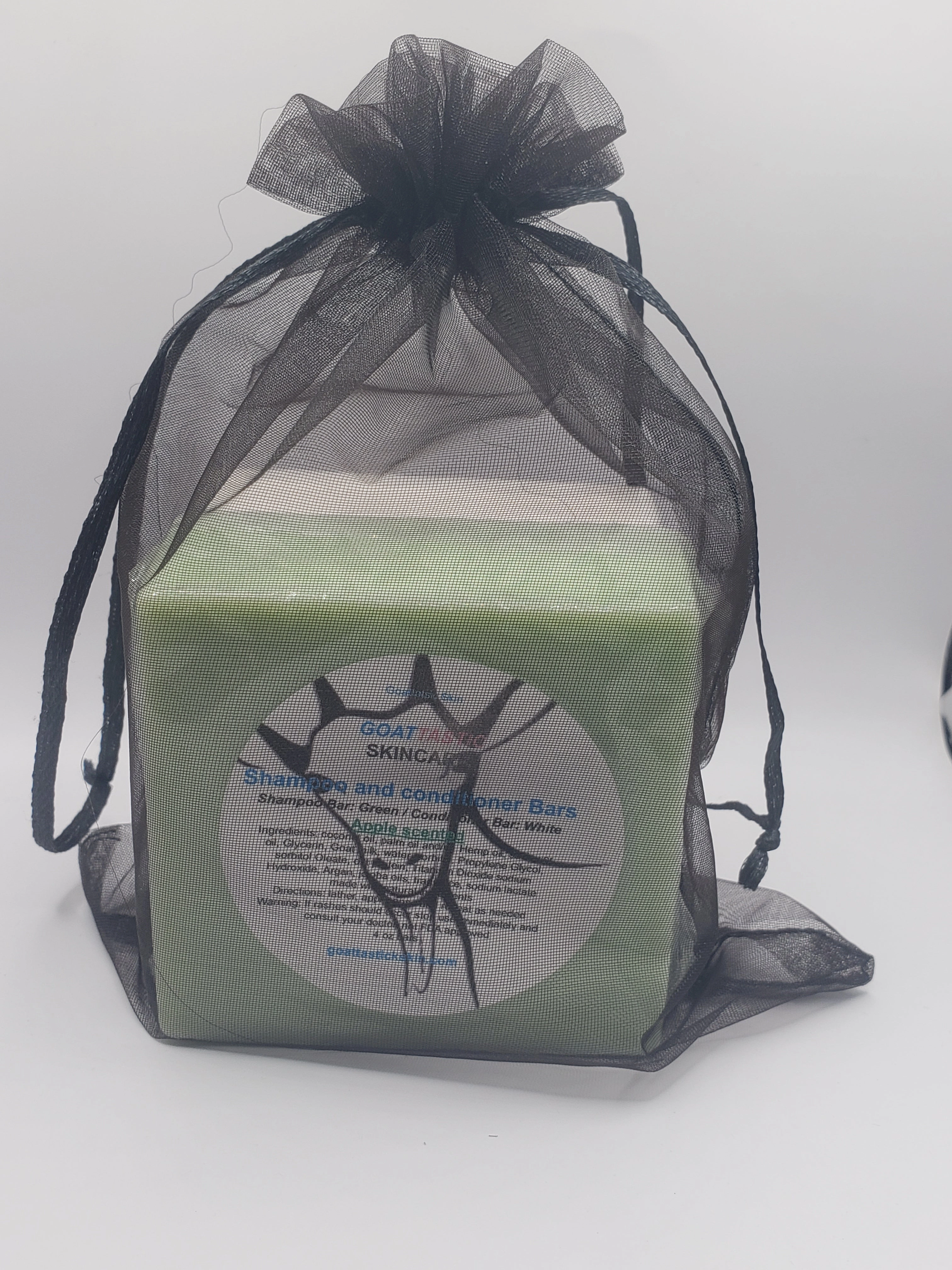 Shampoo & Conditioner Bars – Moisturizing, Nourishing Hair Care