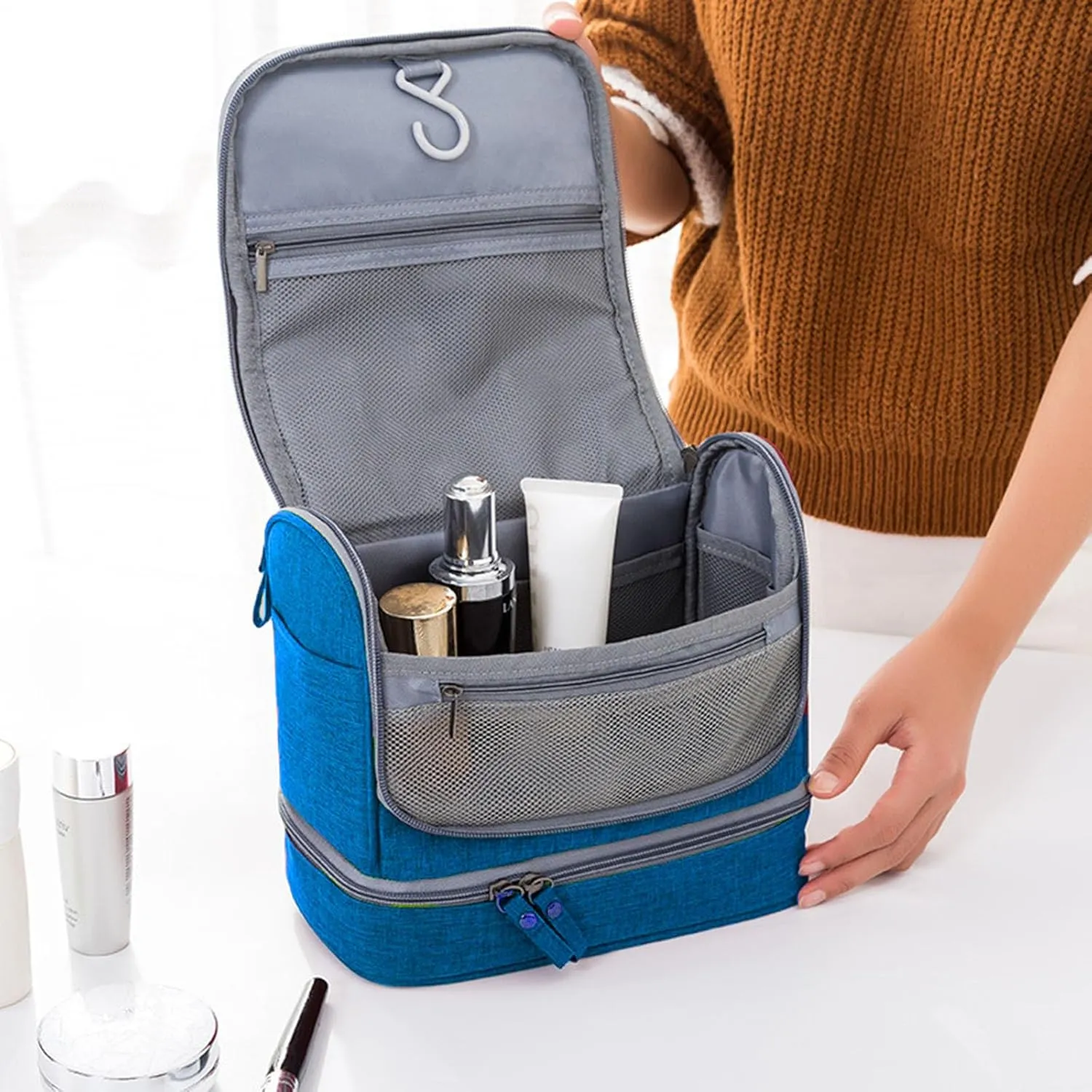 Waterproof Travel Toiletry Bag with Dry Wet Separation Hanging Organizer 8.2" H x 6.6" L Portable Shower Gym Essentials Storage (Sapphire)